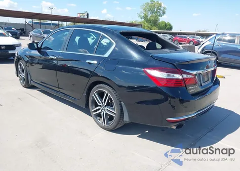 2017 Honda Accord Sport z USA, uszkodzony, nr VIN 1HGCR2F66HA137719